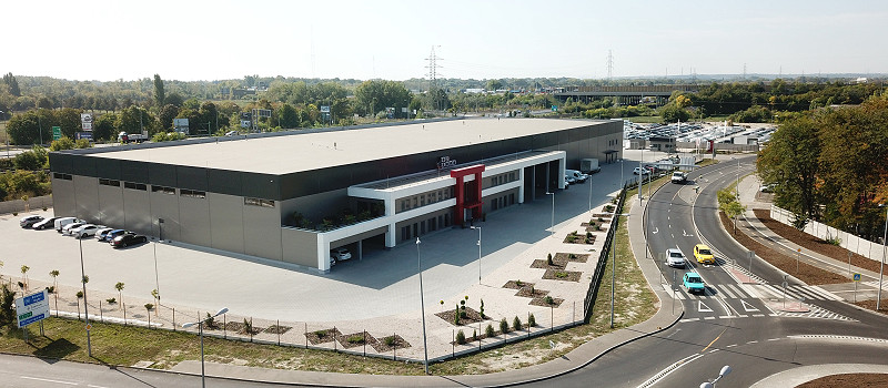 *** BRING YOUR BUSINESS TO THE WESTERN GATE OF BUDAPEST! ***