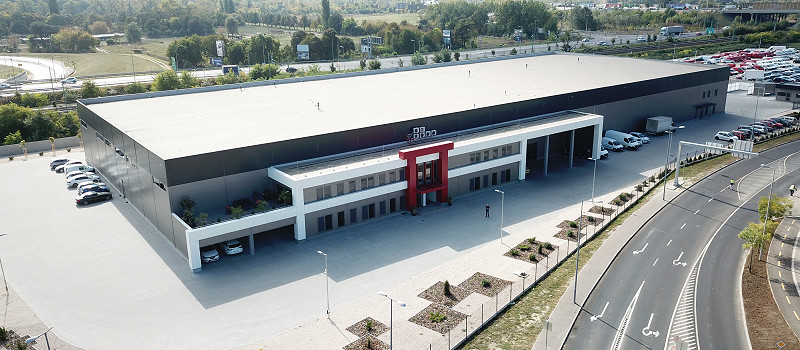 *** BRING YOUR BUSINESS TO THE WESTERN GATE OF BUDAPEST! ***