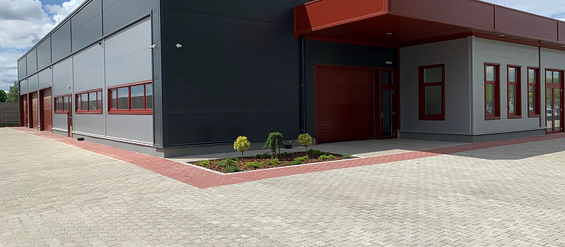 NEW INDUSTRIAL HALL FOR RENT CLOSE TO THE M5 MOTORWAY!