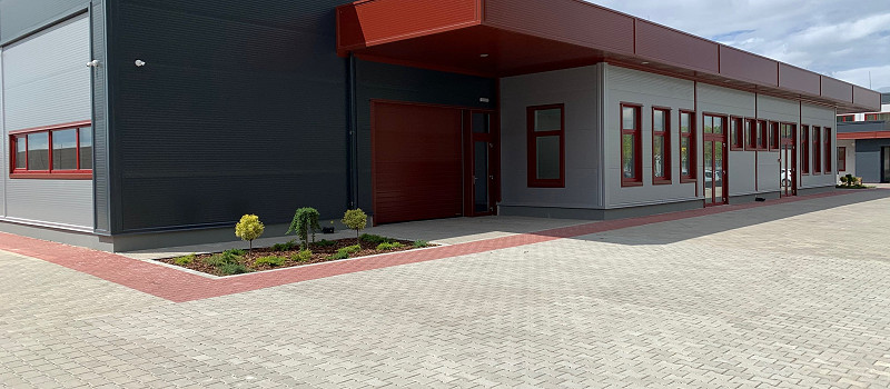 NEW INDUSTRIAL HALL FOR RENT CLOSE TO THE M5 MOTORWAY!